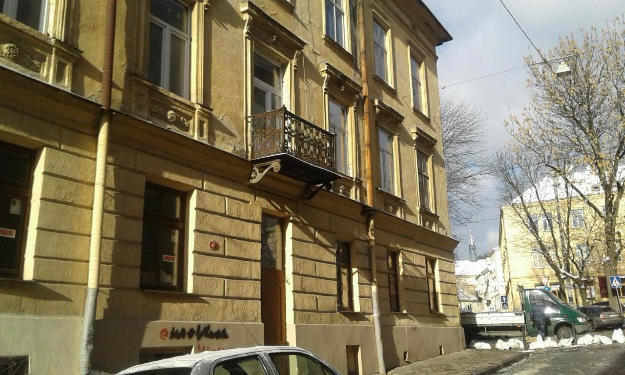 Ляльковий Театр Не Мансарда Lvov Exteriér fotografie